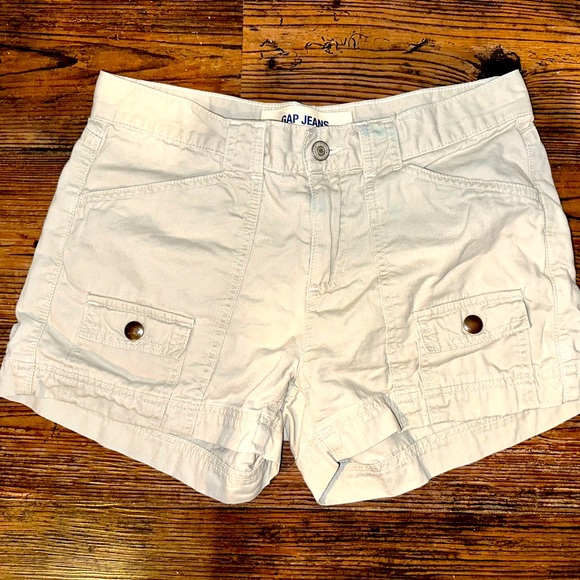 GAP Jeans women’s multi pocket shorts size 6 - Picture 1 of 4